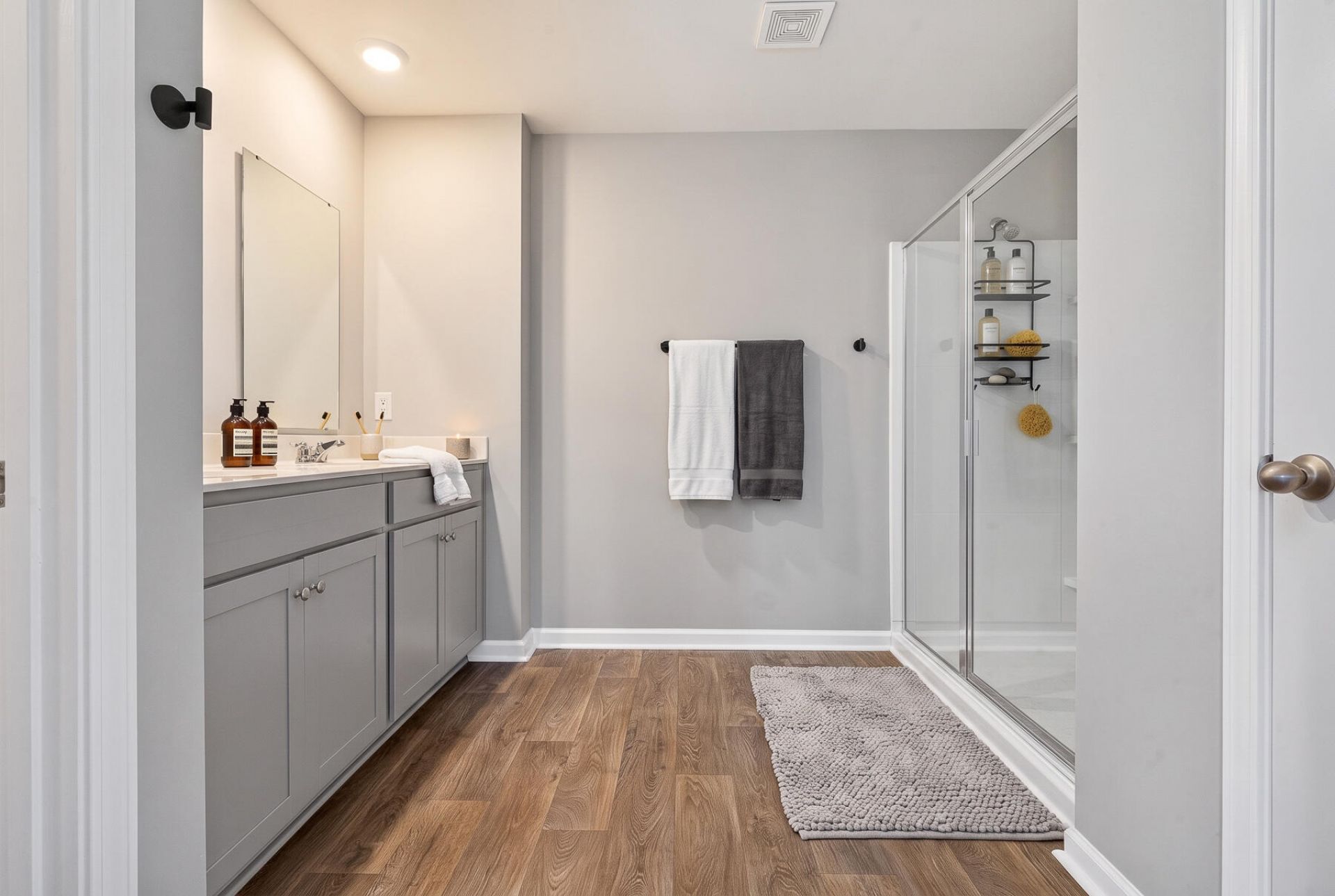 706 Ladywood Photo 36