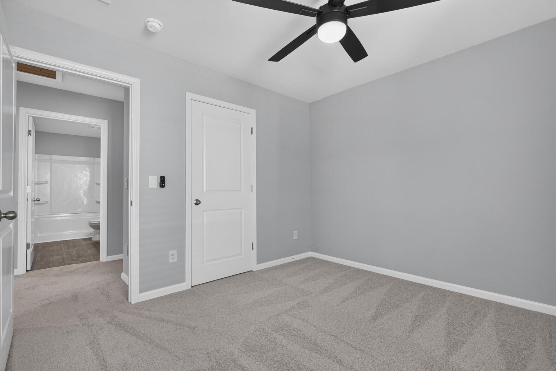 706 Ladywood Photo 56