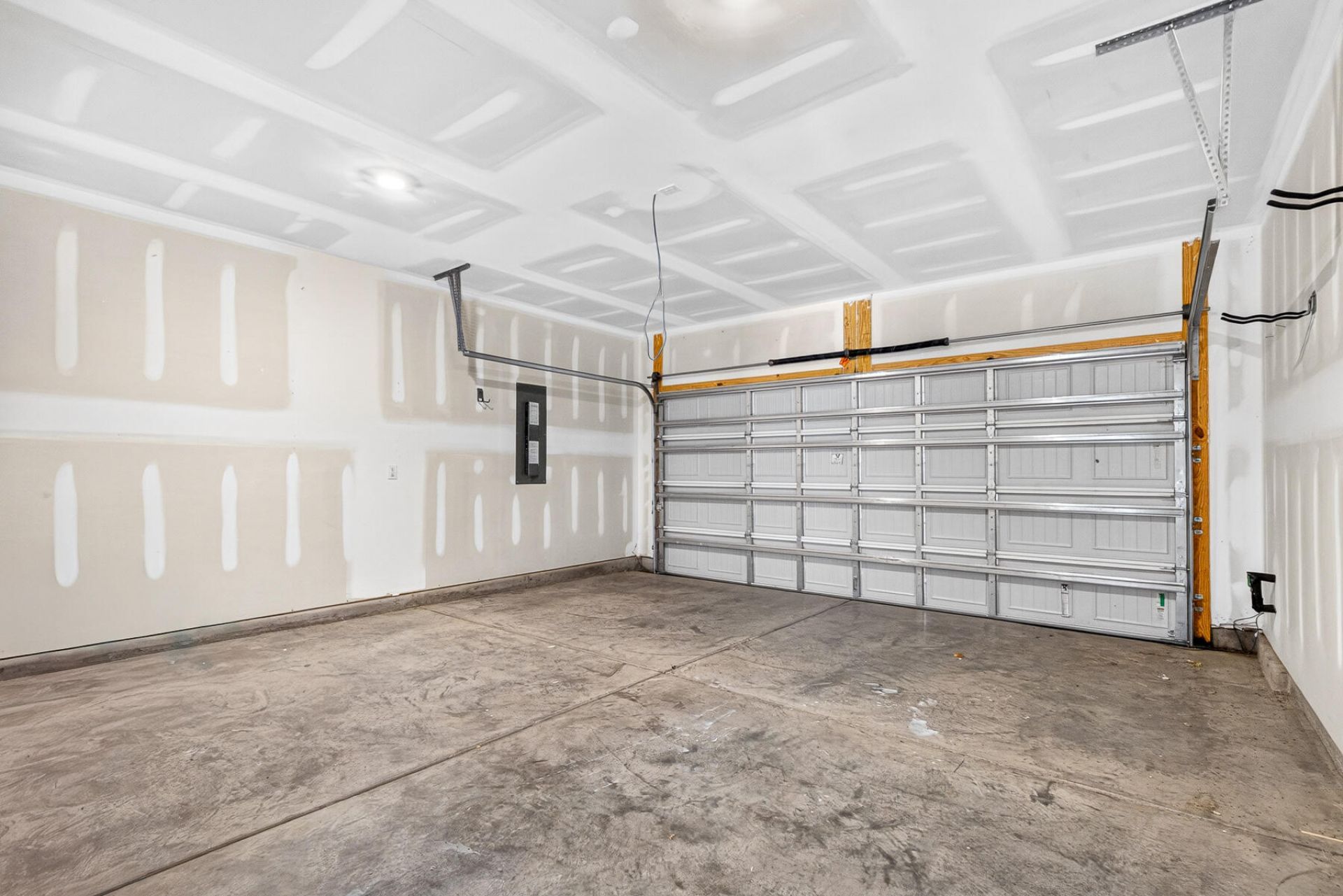 706 Ladywood Photo 59