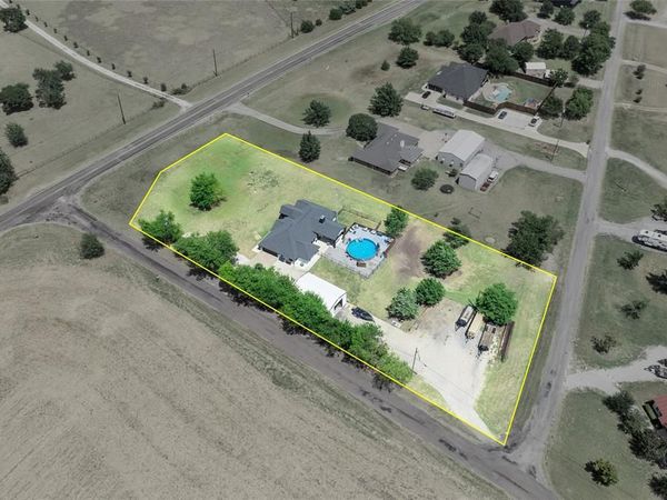840 Fm 3133 , Van Alstyne, TX 75495