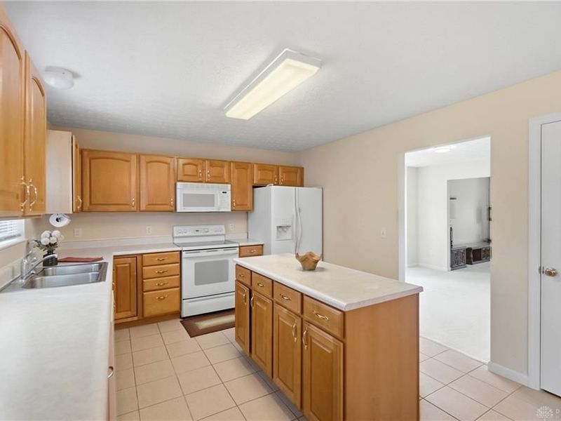 174 Fitzooth Drive, Miamisburg, OH 45342 Photo 10