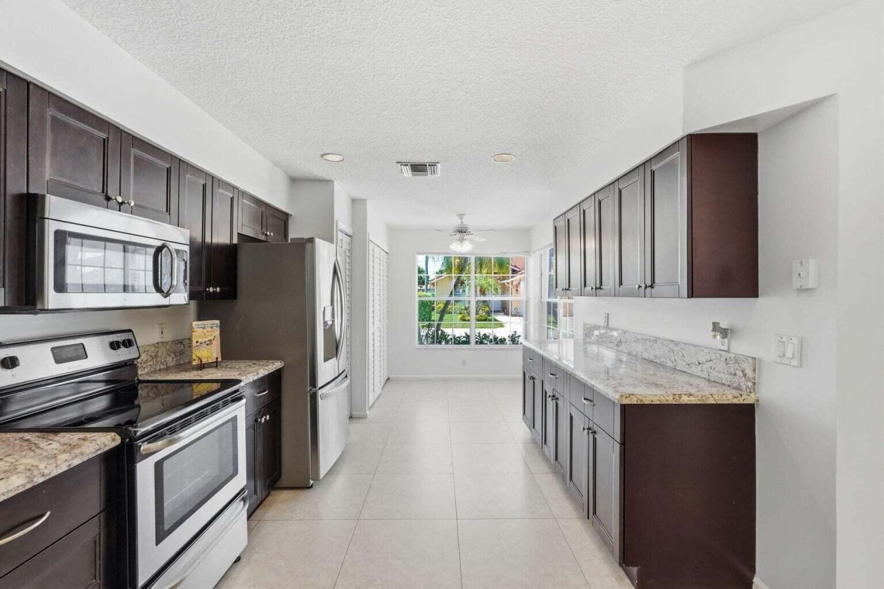 6616 Marissa Circle, Lake Worth, FL 33467 Photo