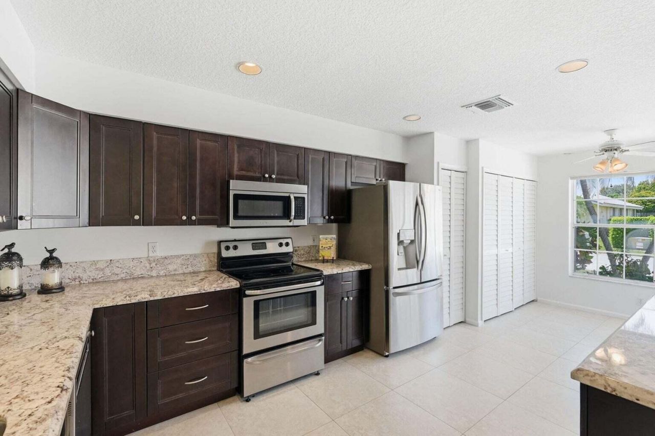 6616 Marissa Circle, Lake Worth, FL 33467 Photo