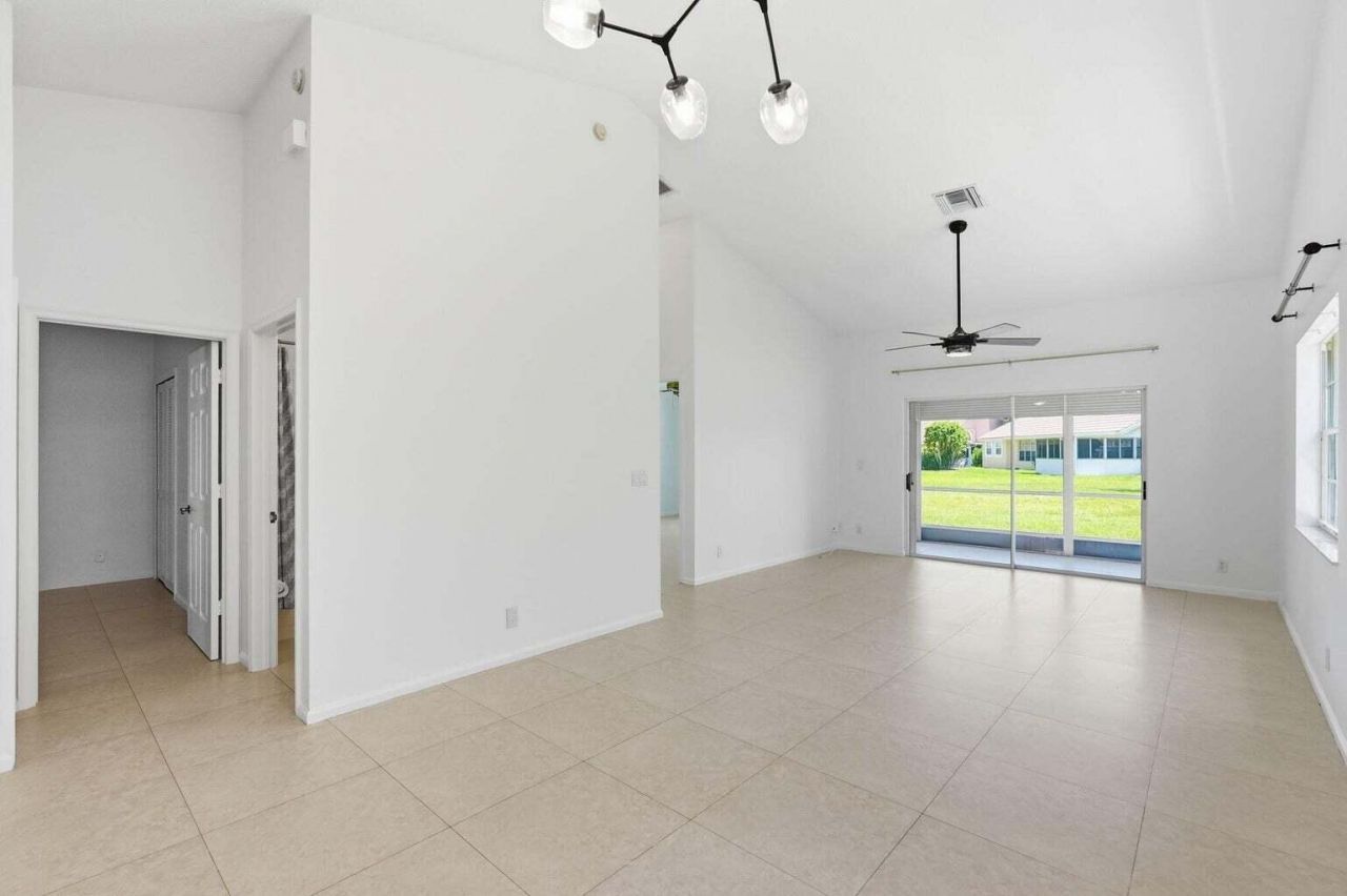 6616 Marissa Circle, Lake Worth, FL 33467 Photo