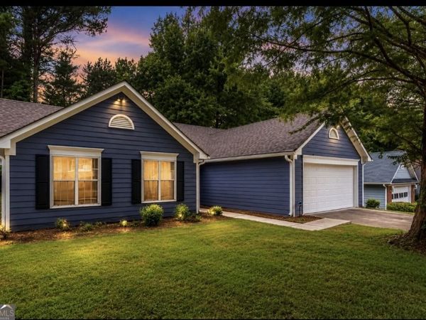 956 Forest Path, Stone Mountain, GA 30088