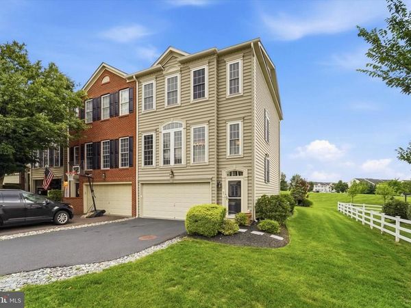 97 N SAVANNA DRIVE , POTTSTOWN, PA 19465