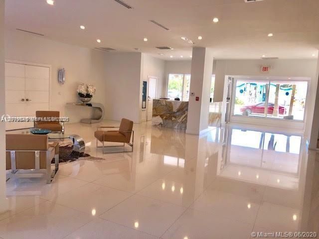 6450 Collins Ave, Unit 205, Miami Beach, FL 33141 Photo