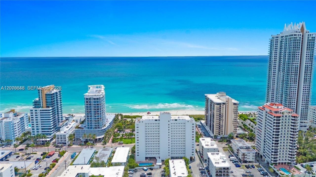 6450 Collins Ave, Unit 205, Miami Beach, FL 33141 Photo
