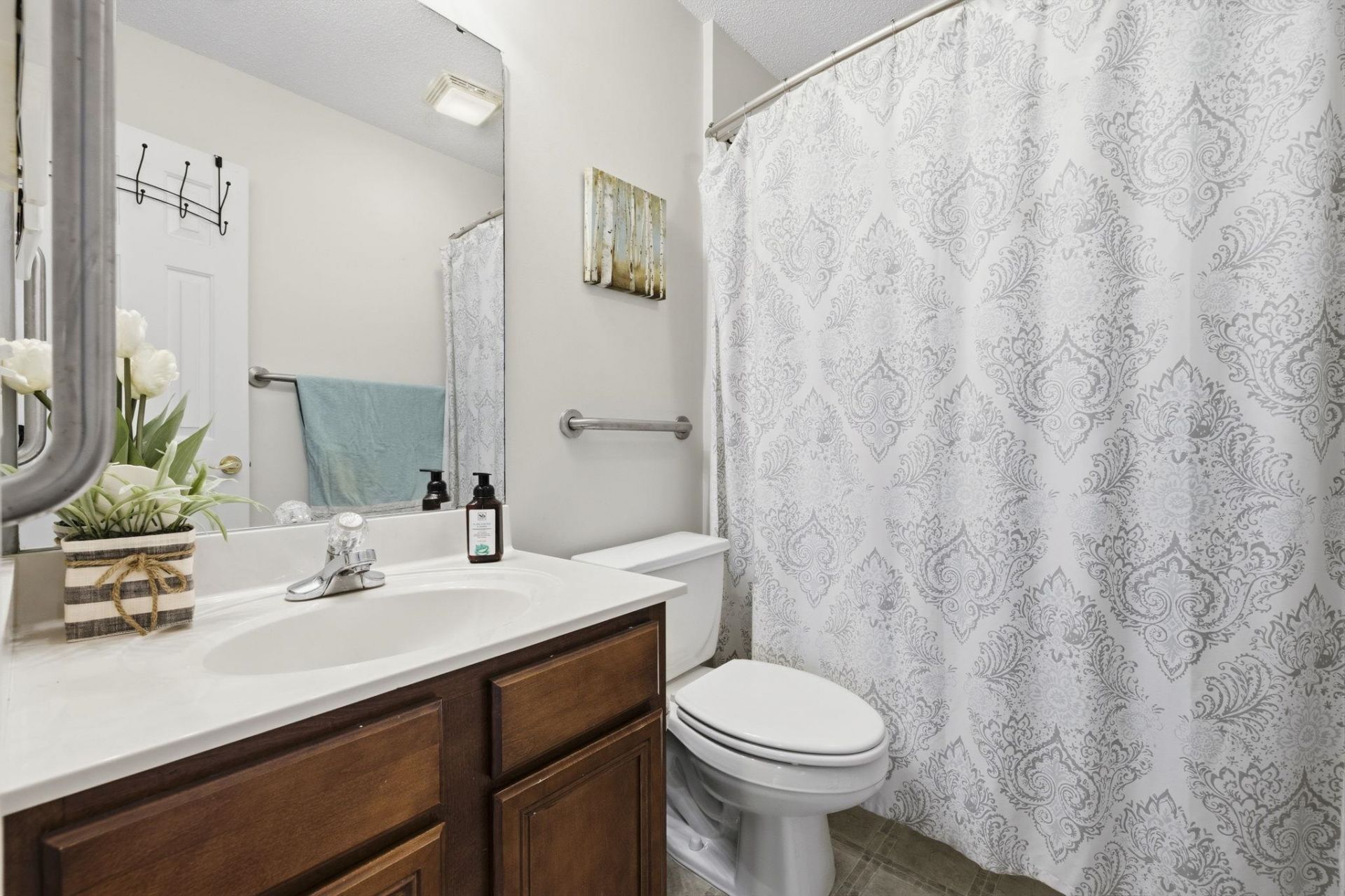 216 Collins Glen Dr. Photo 28