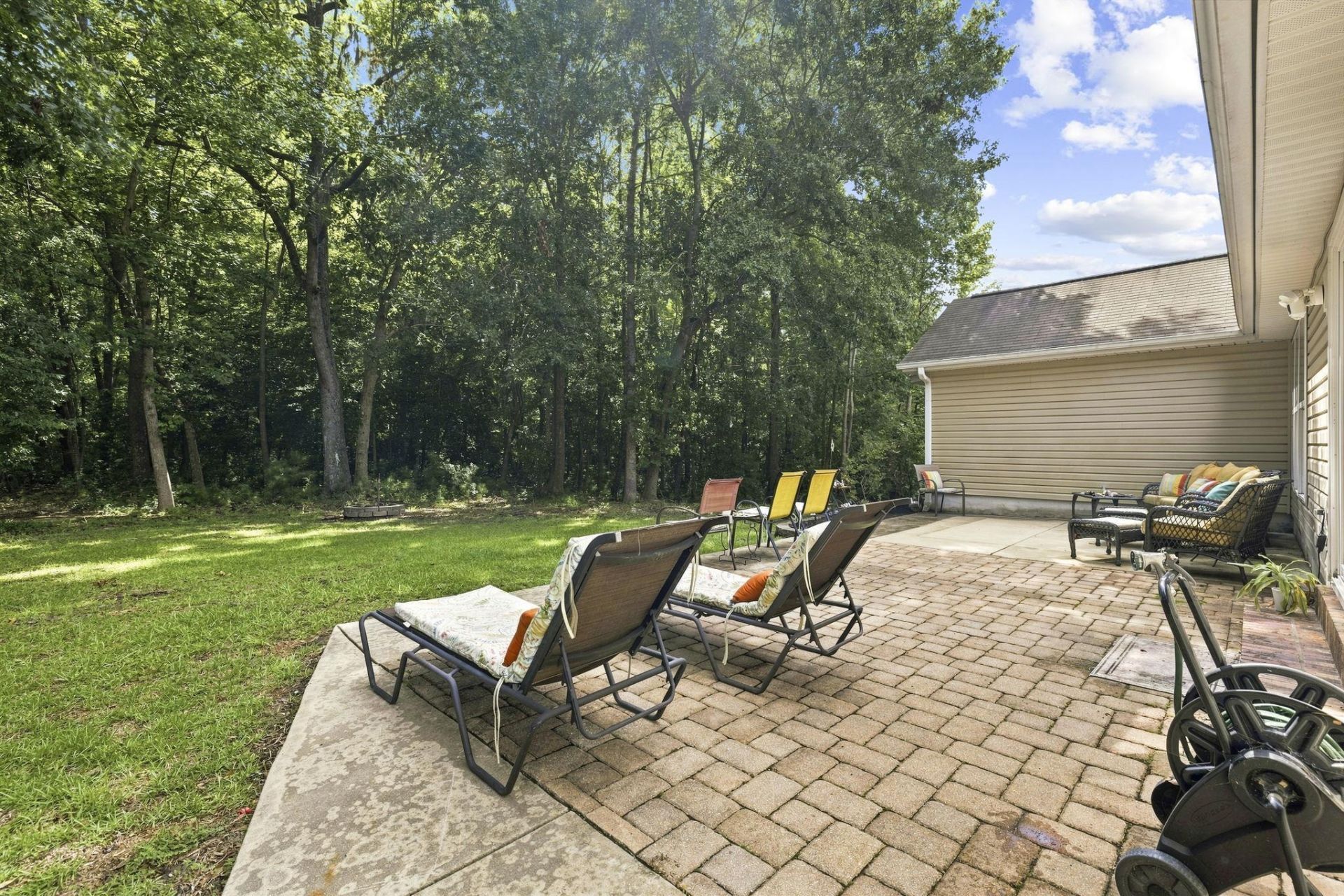 216 Collins Glen Dr. Photo 34
