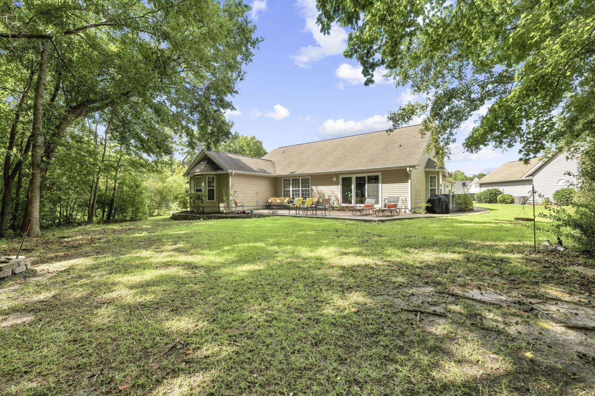 216 Collins Glen Dr. Photo 38