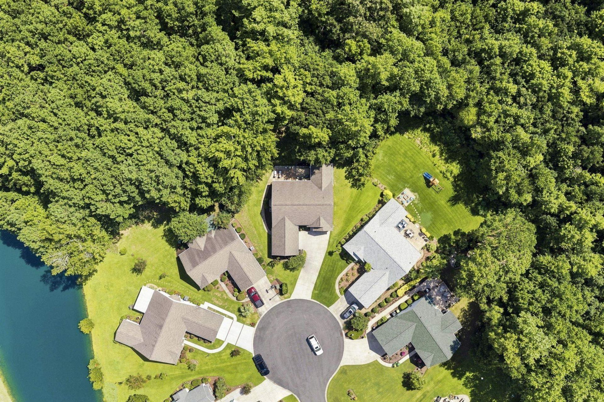 216 Collins Glen Dr. Photo 46