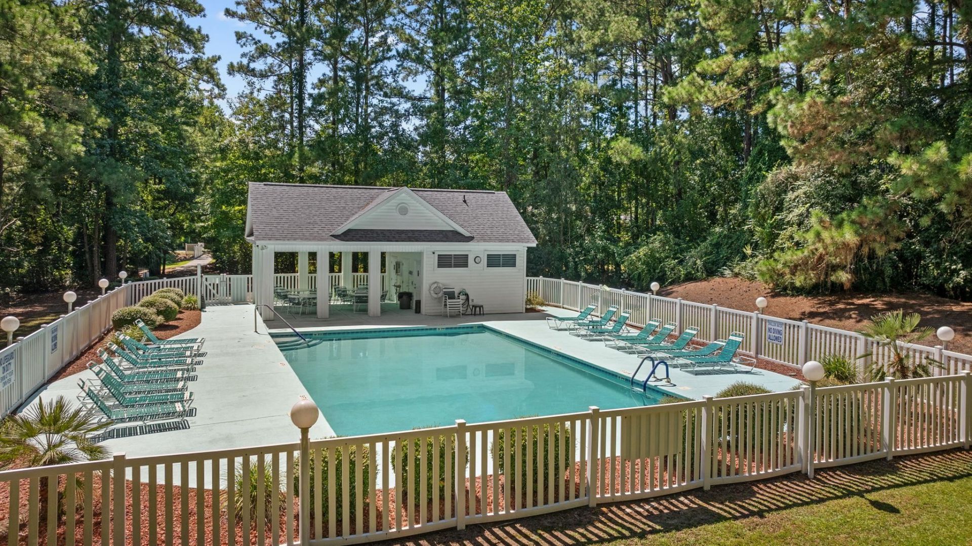 216 Collins Glen Dr. Photo 49