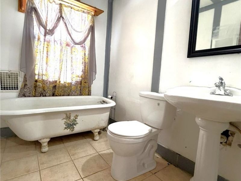 3798 W 38th Street, Cleveland, OH 44109 Photo 17
