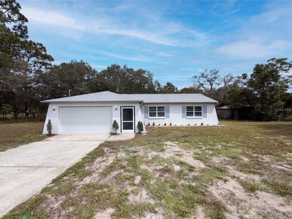 8165 RIDGE ROAD , WEEKI WACHEE, FL 34613