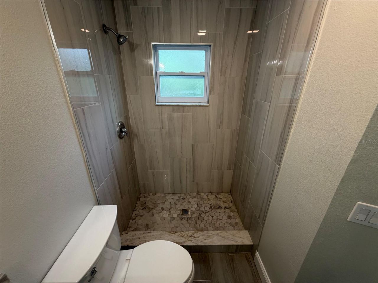 8165 Ridge Road , Weeki Wachee, FL 34613 Photo