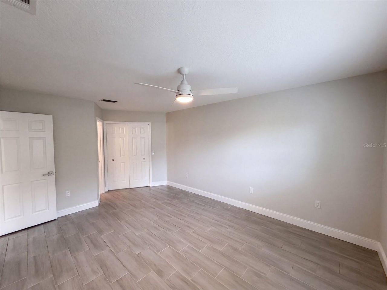 8165 Ridge Road , Weeki Wachee, FL 34613 Photo