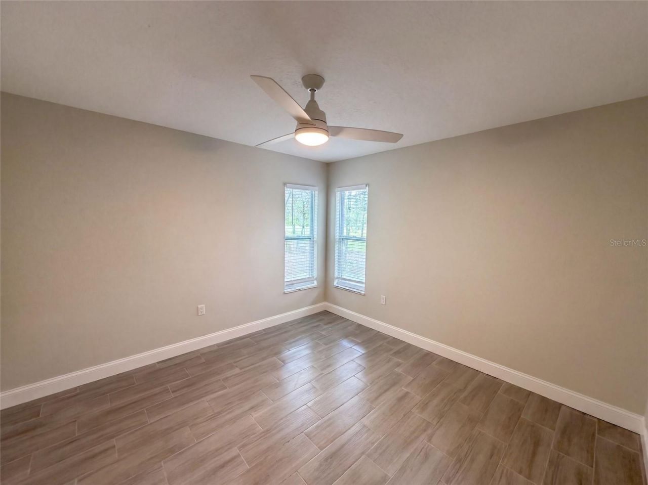 8165 Ridge Road , Weeki Wachee, FL 34613 Photo