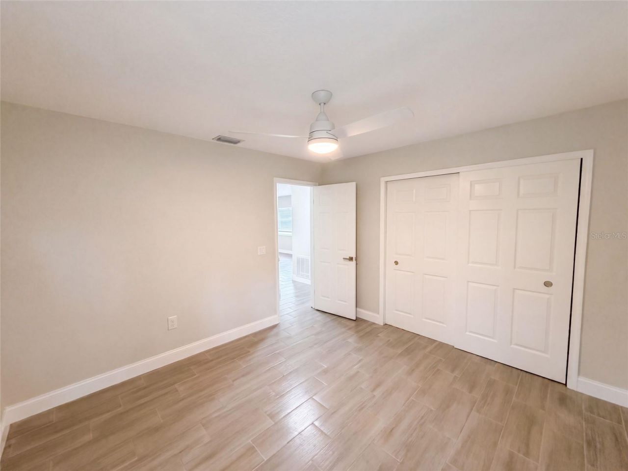8165 Ridge Road , Weeki Wachee, FL 34613 Photo