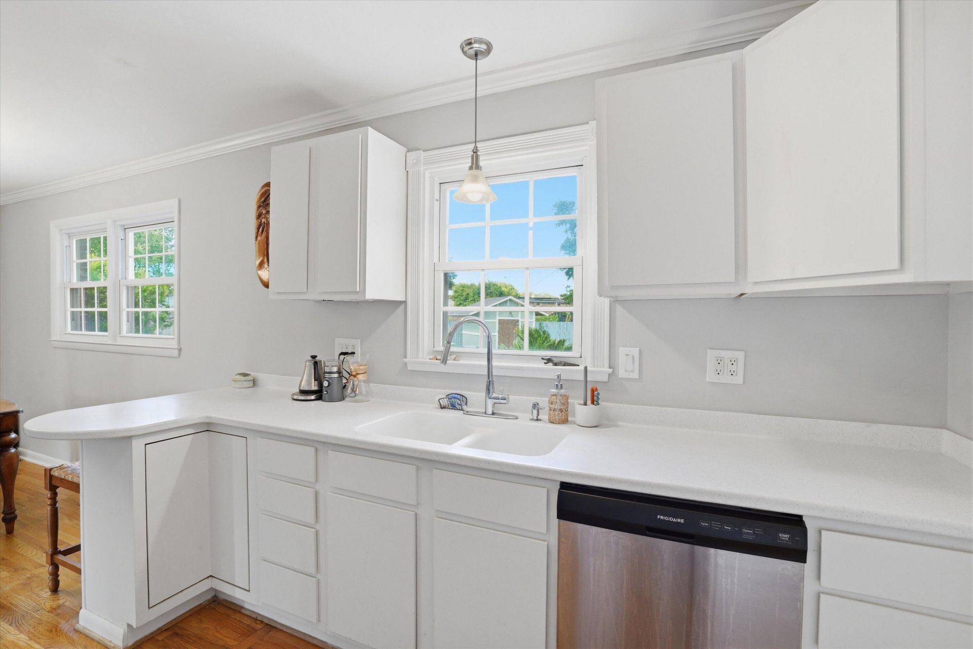1246 Honeysuckle Lane Photo 13