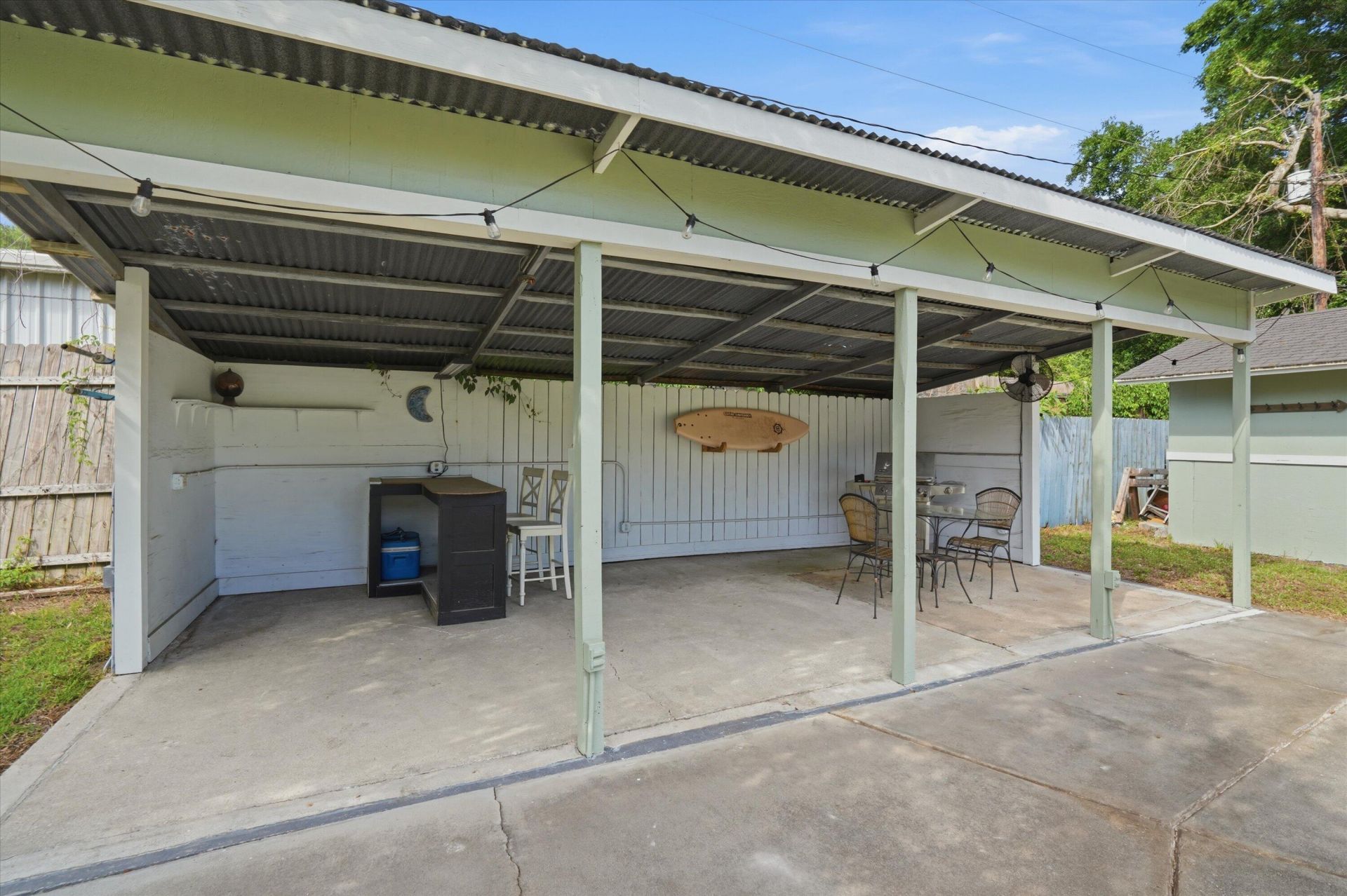 1246 Honeysuckle Lane Photo 29