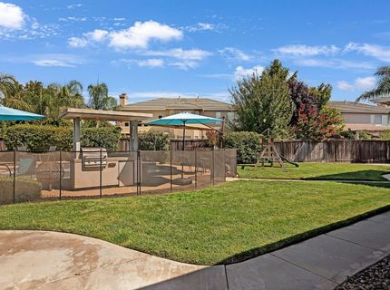 9489 Rossport Way, Elk Grove, CA 95624 Photo