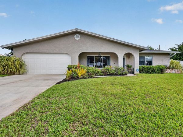 2381 SE Delano Road, Port St. Lucie, FL 34952