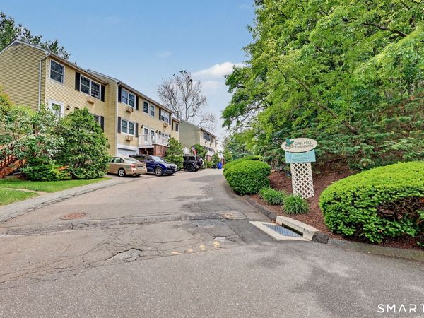 12 Camelot, Unit F1, Norwalk, CT 06850