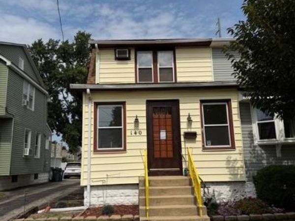 140 N LLANWELLYN AVENUE , Unit 1, GLENOLDEN, PA 19036