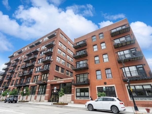226 N Clinton Street , Unit 711, Chicago, IL 60661