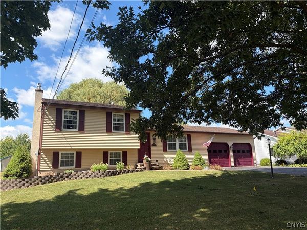 211 Stroud Street , Canastota, NY 13032