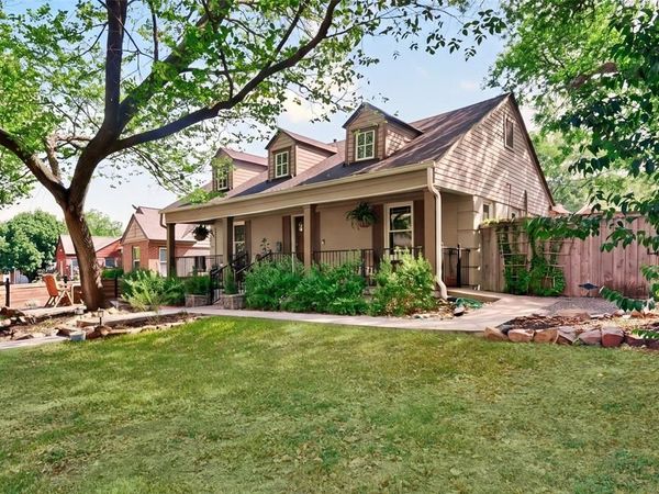 1732 S Edgefield Avenue, Dallas, TX 75224