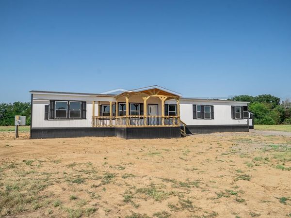 34 County Road 1126 , Cumby, TX 75433