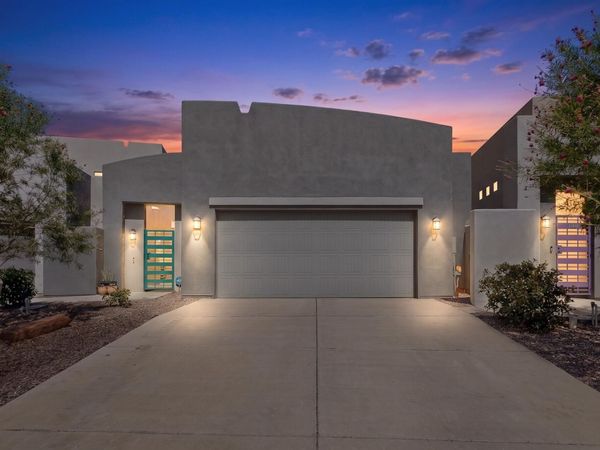 1654 Tierra Verde Loop NW, Los Lunas, NM 87031
