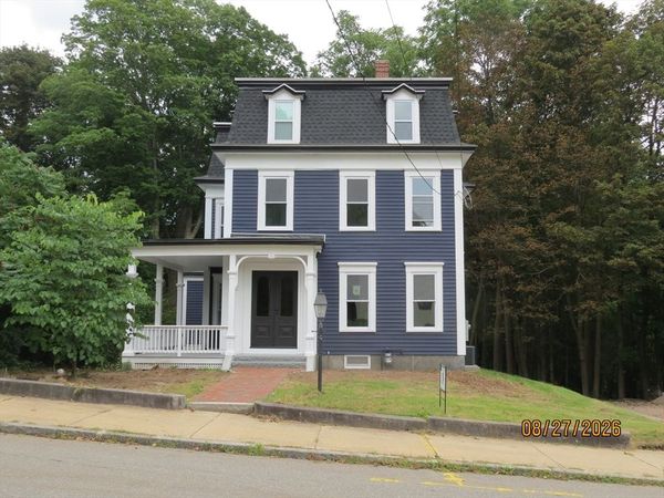 51 Grove Avenue, Leominster, MA 01453