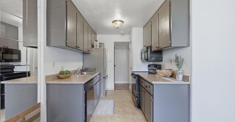1557 Delucchi Lane, Unit I # 135, Reno, NV 89502 Photo