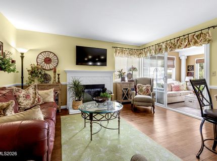 2267 Valencia Way, Sparks, NV 89434 Photo