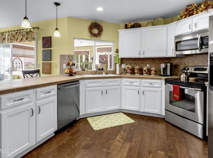 2267 Valencia Way, Sparks, NV 89434 Photo