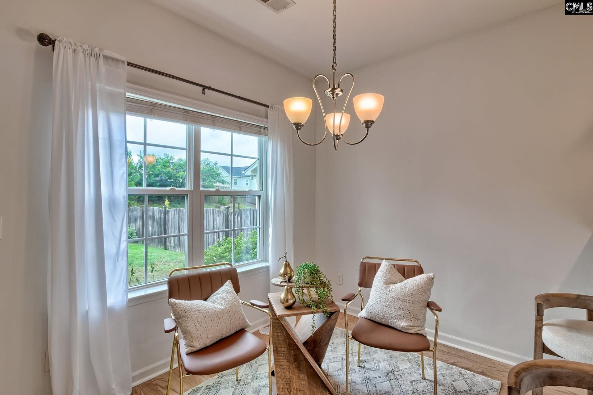 1127 Portrait Hill Drive  Photo 12