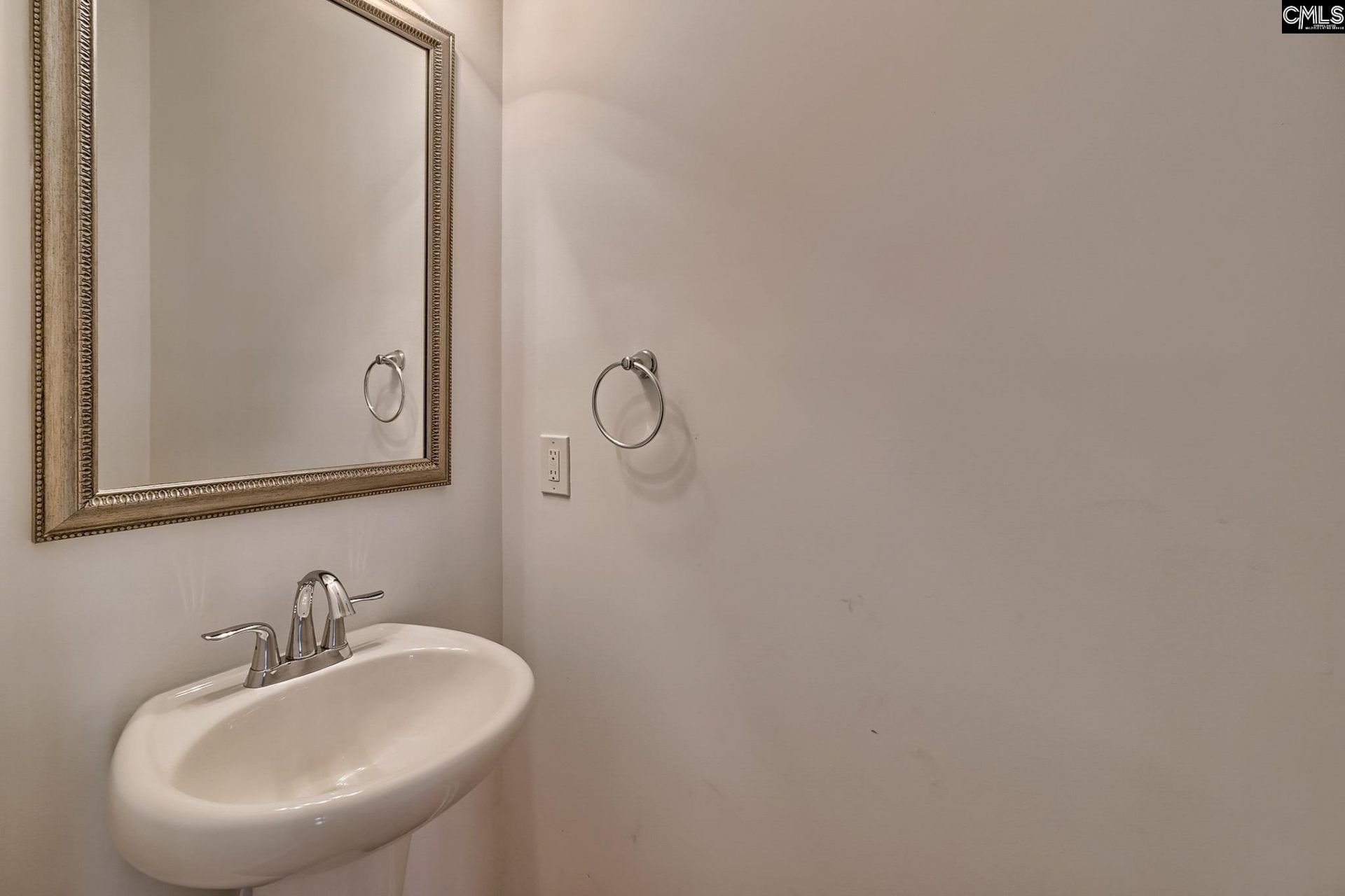 1127 Portrait Hill Drive  Photo 16