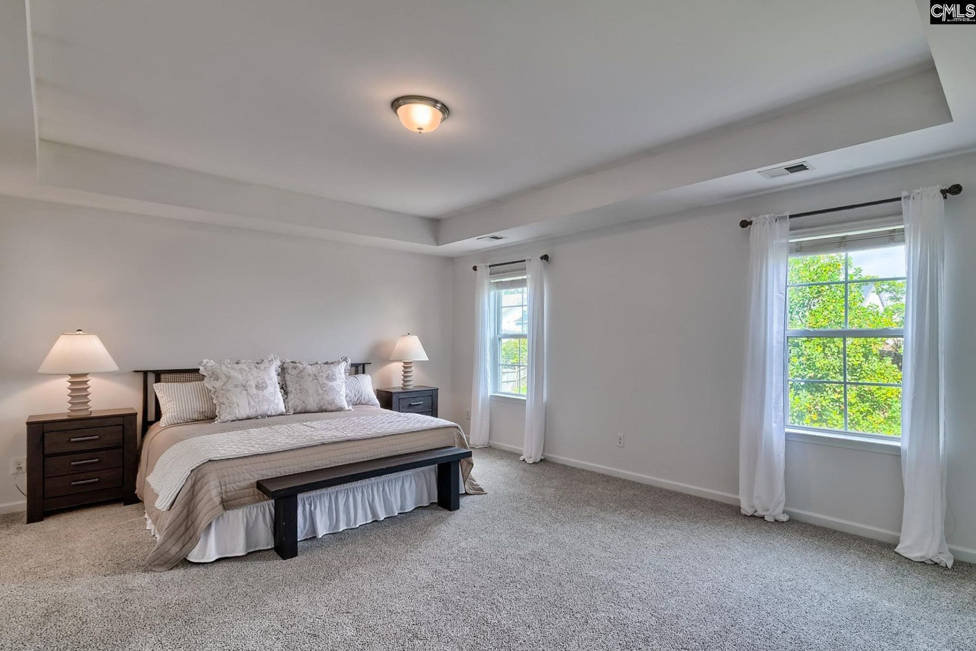 1127 Portrait Hill Drive  Photo 17