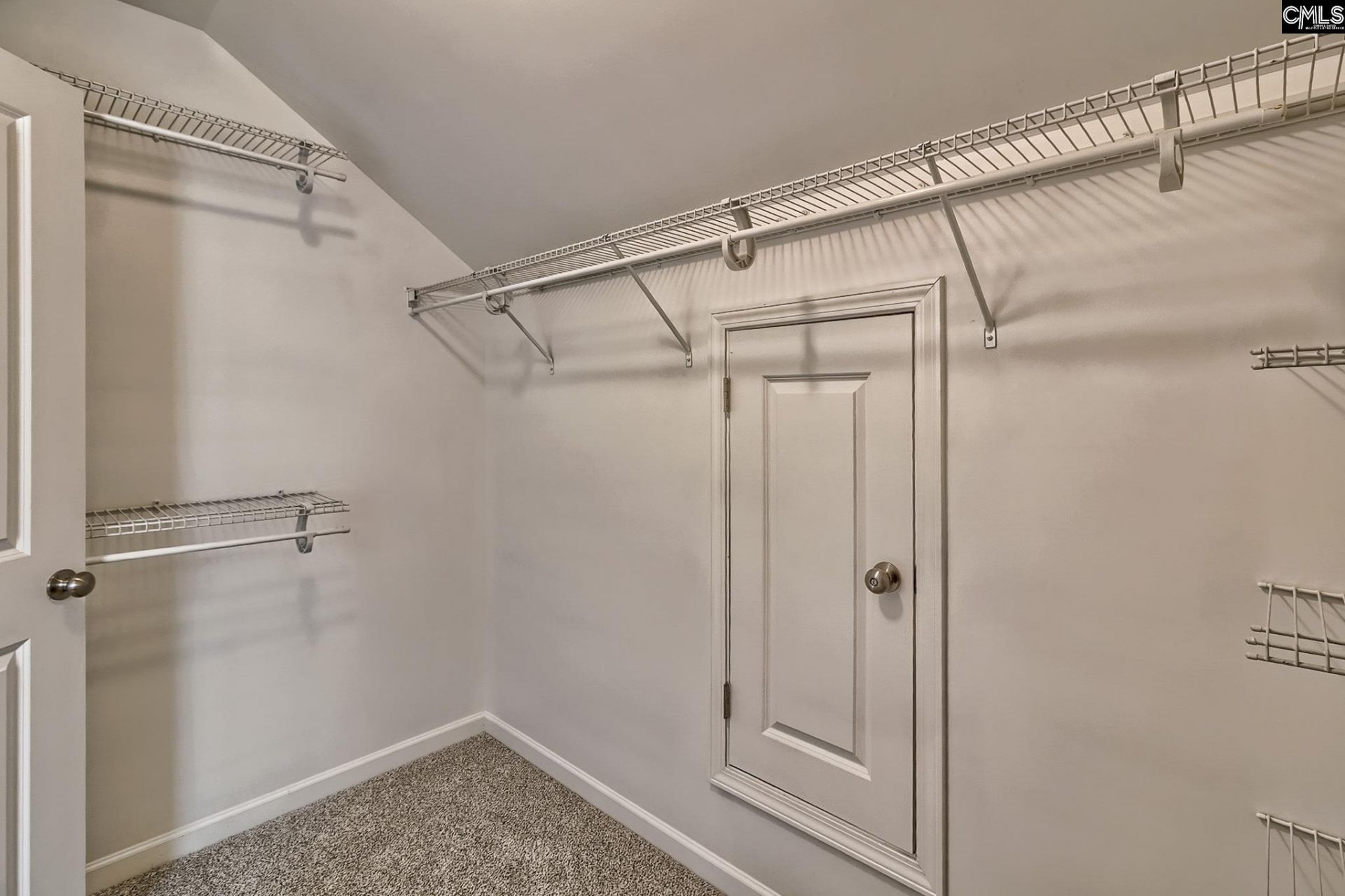 1127 Portrait Hill Drive  Photo 23
