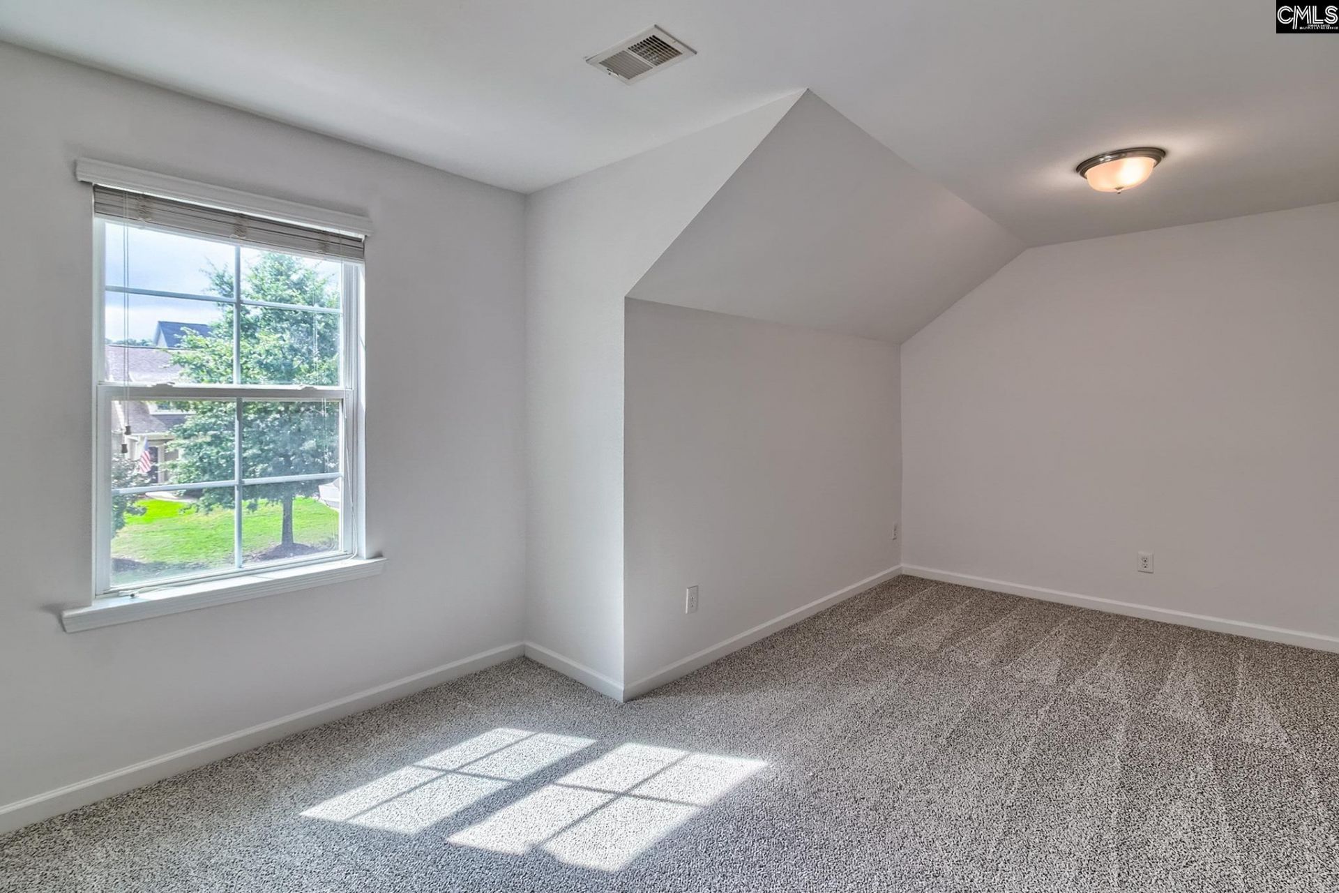 1127 Portrait Hill Drive  Photo 35
