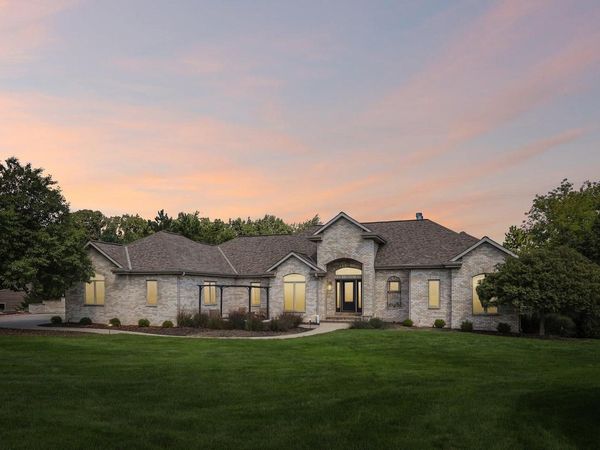 194 crooked stick PASS, North Prairie, WI 53153