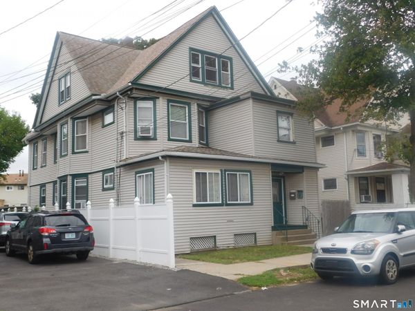 199 Whitney , Unit 3, Bridgeport, CT 06606