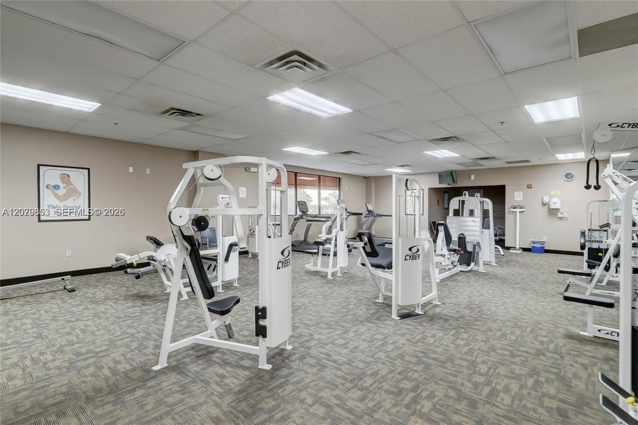 8941 S Hollybrook Blvd , Unit 205, Pembroke Pines, FL 33025 Photo