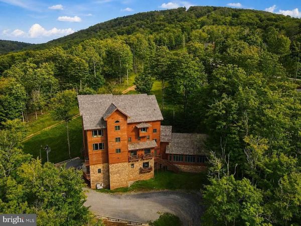 626 WINTERSET DRIVE, DAVIS, WV 26260