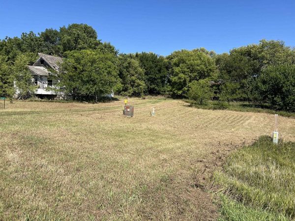 2160 130th Avenue , Lake Park, IA 51347