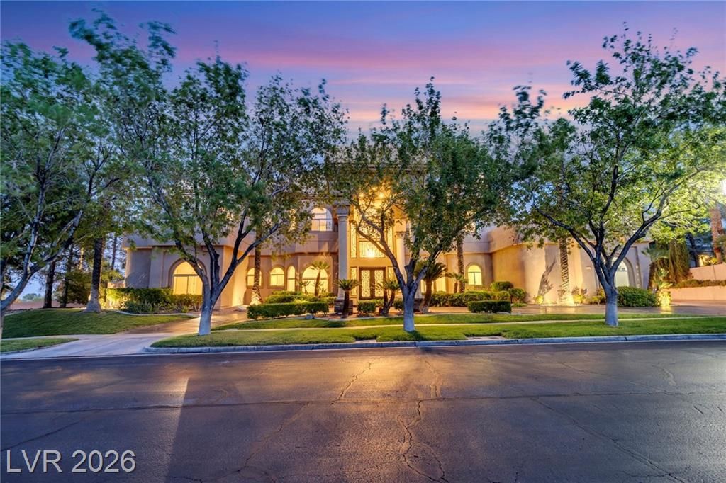1008 Trophy Hills Drive, Las Vegas, NV 89134