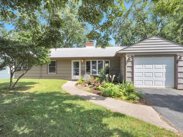 324 Marquette Street , Park Forest, IL 60466